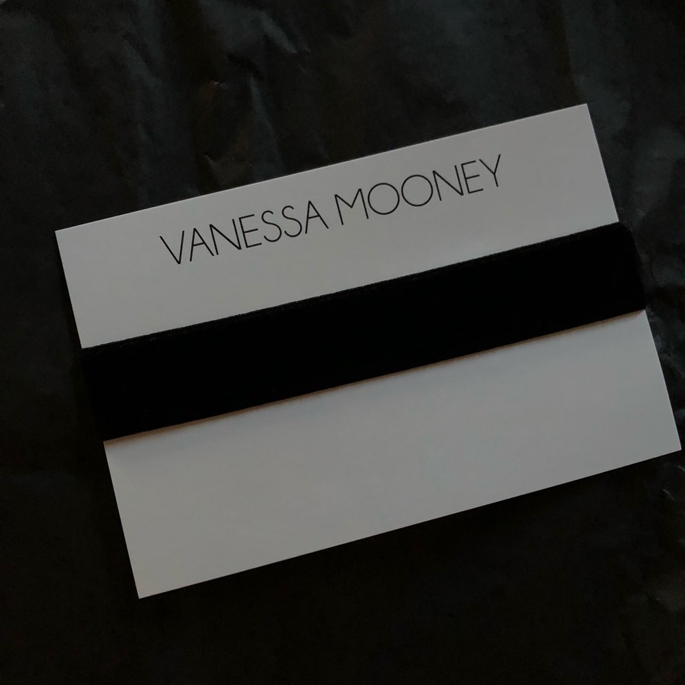 velvet choker